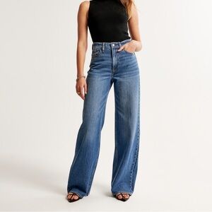 Abercrombie high rise wide leg jean 29 / 8 drapey denim medium wash